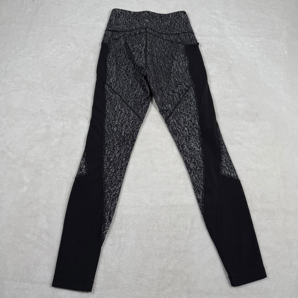 Lululemon Fit Physique Rise Pants Black White Luon Print Pockets Size 2 - Picture 3 of 6